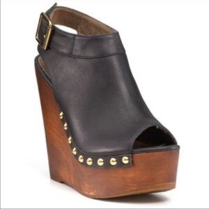 Steve Madden Warrick Wedge sandal